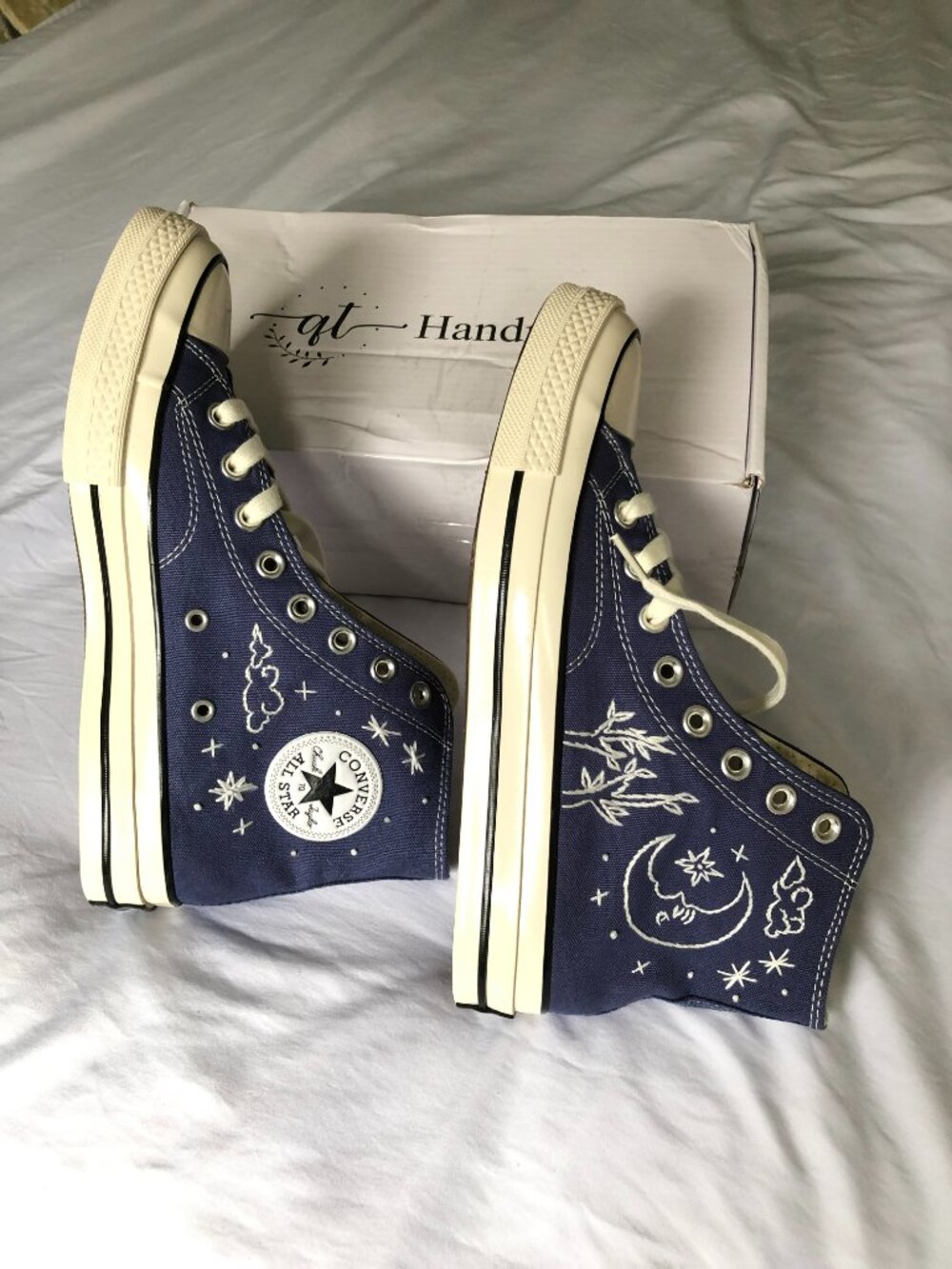 NWT Converse Chuck Taylor All Star Embroidered Moon High Tops Size 9.5W